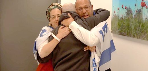 Israel: Jubel über Geisel-Übergabe, und Donald Trump lässt sich feiern