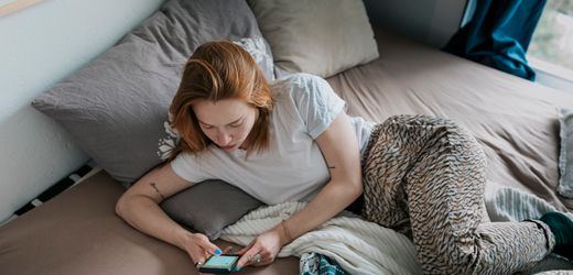 Sozialer Rückzug: Lieber liegen bleiben – Kolumne