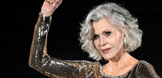 Jane Fonda reaktiviert Aktivistengruppe aus dem Kalten Krieg