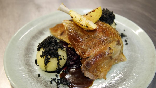 Ganz schön teuer? In diesen Velberter Restaurants gibt es Gans zu diesem Preis