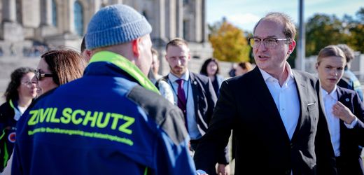 Alexander Dobrindt will Schüler auf den Krieg vorbereiten