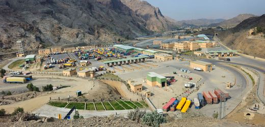 Pakistanischer Minister droht Taliban mit »völliger Auslöschung«