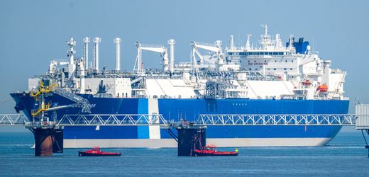 LNG-Terminals: Deutschland als Transitland – Importe erreichen Rekordniveau
