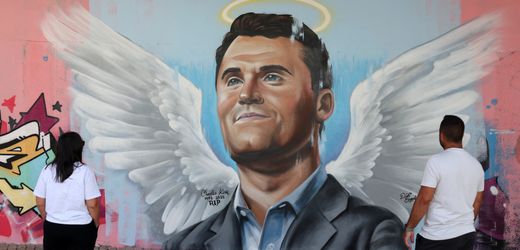 Charlie Kirk: USA streichen Visa wegen Kirk-Kommentaren – auch einem Deutschen
