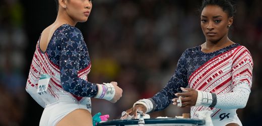 Olympiasiegerin Suni Lee gab Victoria’s Secret Laufsteg-Debüt – und kontert nun Bodyshaming-Kommentare