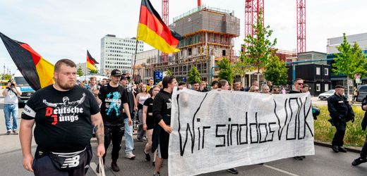 Rechtsextremismus in Deutschland: Doppelt so viele junge Rechtsextreme