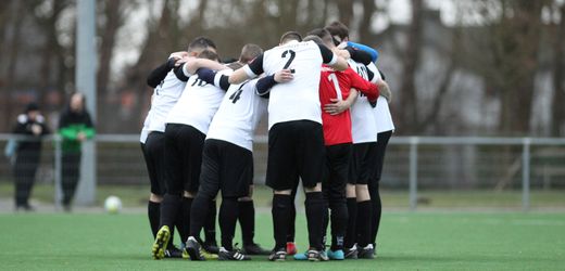 Gute Nachrichten der Woche: Ein Fußballverein verliert mit Anstand und Konzerte im Kolosseum
