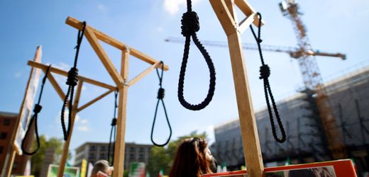 Iran: Regime lässt sieben Menschen hinrichten