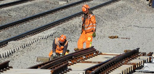 Wirtschaft: Firmen in Deutschland sehen sich von schlechter Infrastruktur beeinträchtigt