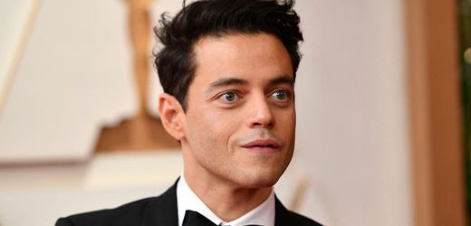 Rami Malek: Warum der Schauspieler eine Autogrammkarte von Bruno Mars unterschrieben hat