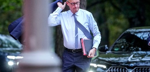 Autoindustrie: Friedrich Merz und die SPD uneinig über Verbrenner-Aus