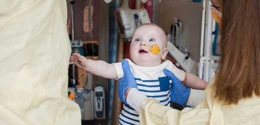 Medizin: Maßgeschneiderte Behandlung rettet Baby KJ