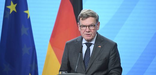 Ukraine: Johann Wadephul bekräftigt »felsenfeste« Unterstützung