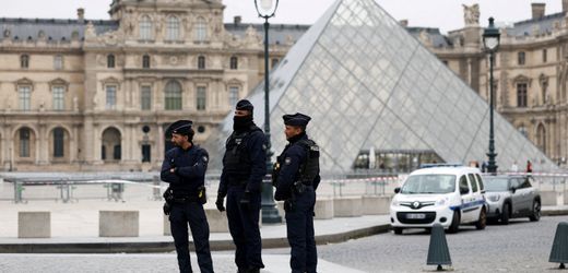 Louvre: Wie Rechte und Linke den Jahrhundert-Diebstahl politisch instrumentalisieren