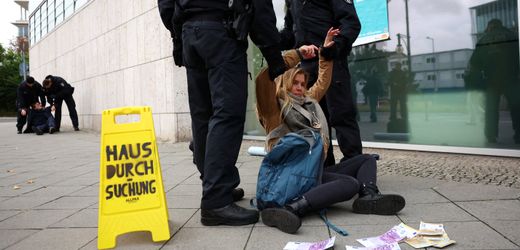 CDU – »Neue Generation«: Protestaktion an Parteizentrale in Berlin von Polizei gestoppt