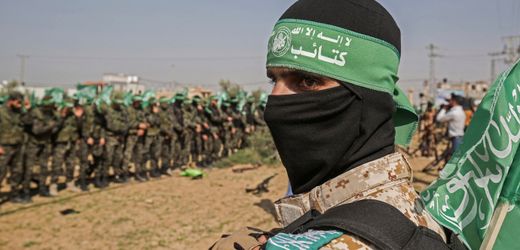 Donald Trump vergleicht Hamas-Hinrichtungen mit seiner Polizei-Politik in Washington
