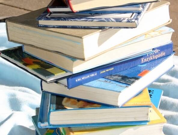 Platz schaffen für Neues: Brüggener Gemeindebücherei verkauft Bücher