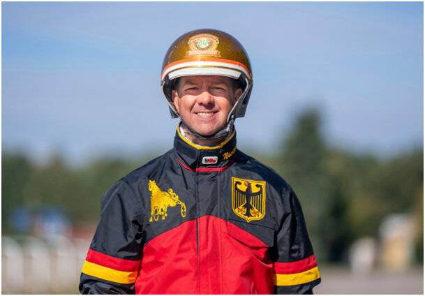 Trabrennfahrer Michael Nimczyk: Der Goldhelm aus Mönchengladbach jagt den WM-Titel