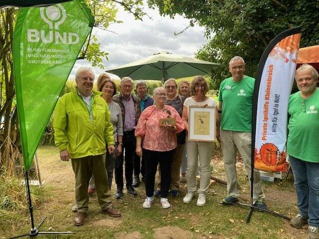 Eisvogelpreis 2025 in Korschenbroich: Ortsgruppe des BUND würdigt Igelhilfe Kleinenbroich