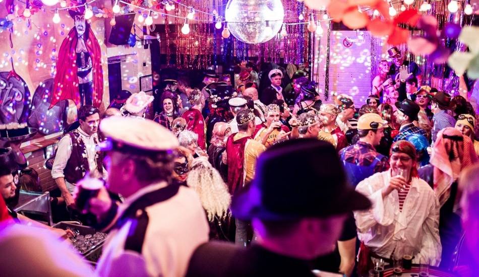 Auf Spotify abspielen: Diese Karnevalsplaylist darf auf keiner jecken Party fehlen