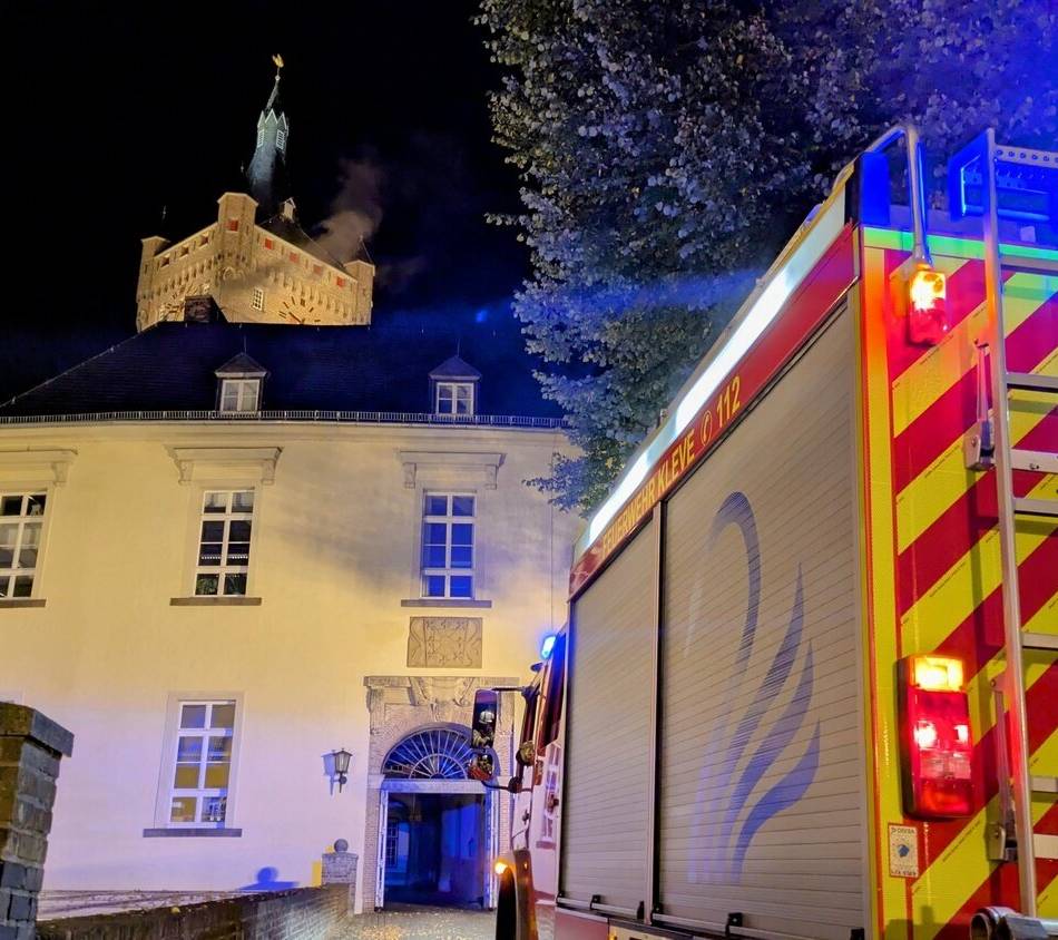Feuerwehreinsatz in Kleve: „Unklare Rauchentwicklung“ an der Schwanenburg – Anruferin befürchtete Brand