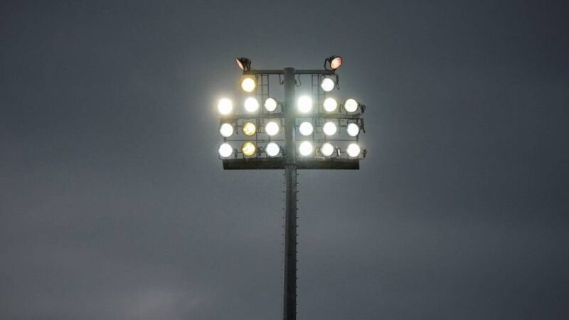 Derby in der Frauen-Bundesliga: Ansetzung nach Spielabbruch zwischen Köln und Leverkusen sorgt für Unmut