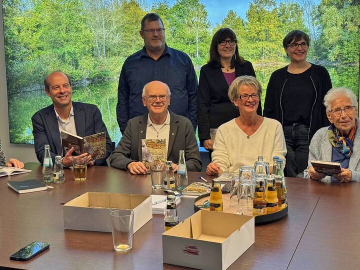 96. Jahrgang im Verkauf: Spannende Heimatgeschichten im Rheinisch-Bergischen Kalender 2026