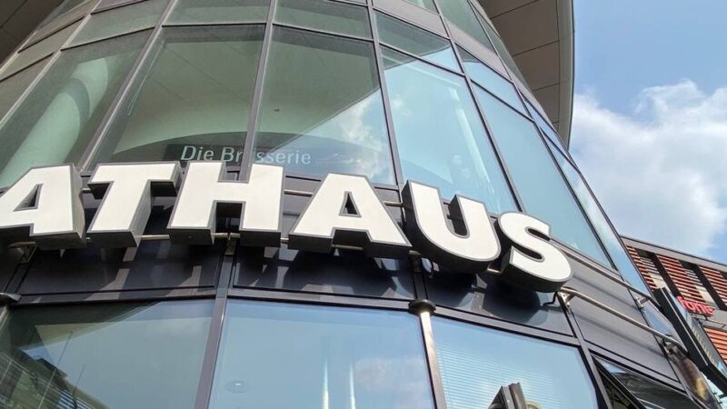 Letzte Sitzung des amtierenden Gremiums in Leverkusen: Rat entscheidet über Haushaltssicherung und Dezernentenabgang
