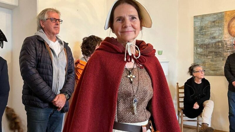 Historische Stadtführung am Sonntag, 19. Oktober: Mit Kalkarer Figuren durch die Geschichte