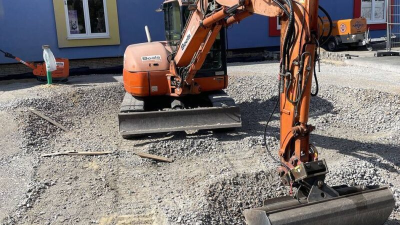 Schule in Moers: Wie ein ehemaliger Kellerraum zum grünen Treffpunkt wird