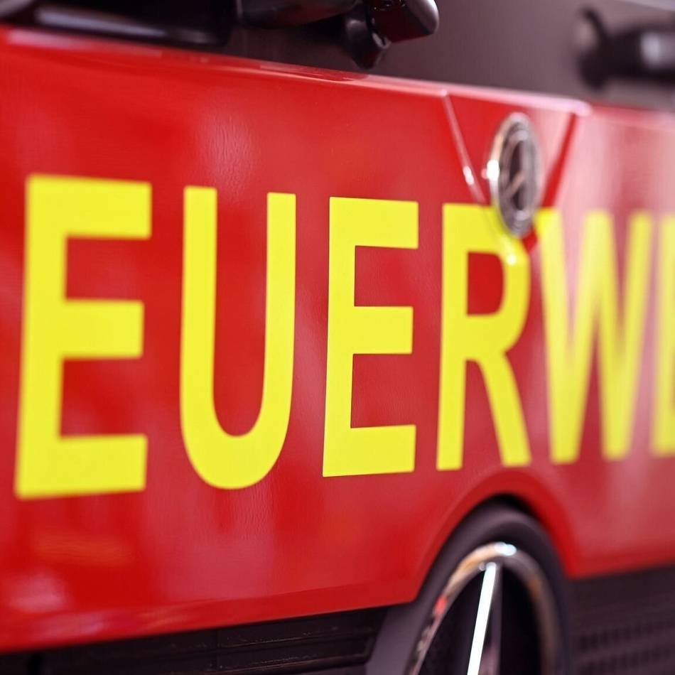Nächtlicher Einsatz in Viersen: Akku setzt Dachgeschoss in Brand