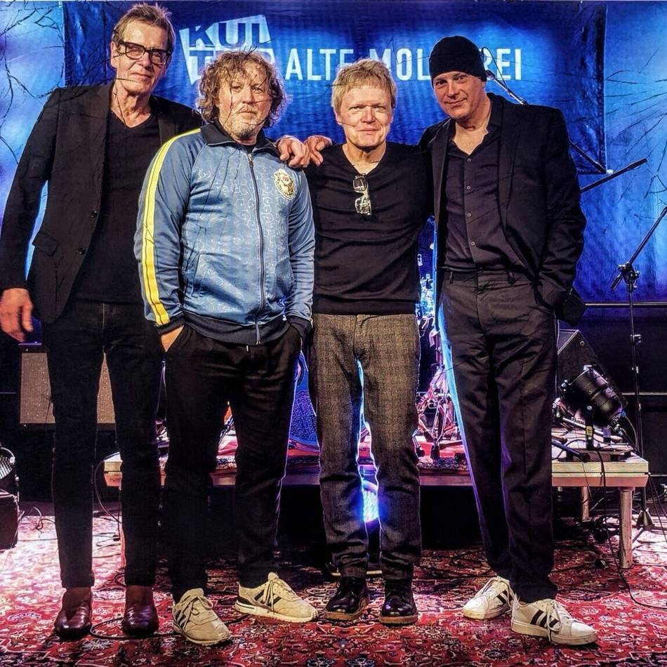 Konzert in Kalkar: „Dear Wolf“ treten im Hanselädchen Grieth auf