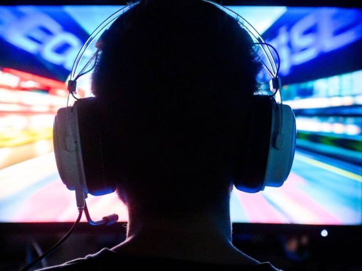 Neusser Psychologin gibt Tipps für schulfreie Zeit: „Ferien heißt nicht, bis nachts um 3 Uhr daddeln lassen“