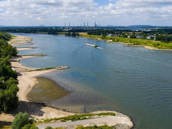 Mädchen von dem Ertrinken bewahrt: Krefelder erhält Rettungsmedaille des Landes NRW