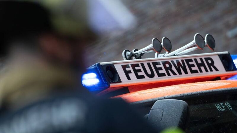Einsatz in Düsseldorf: 20 Brandmelder schlagen am Landtag Alarm – Feuerwehr im Großeinsatz