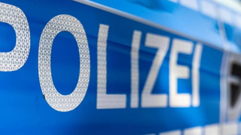Auf Spielplatz an der Vorster Straße: Kripo ermittelt nach Böller-Wurf in Kempen