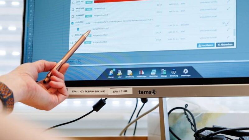 Elektronische Patientenakte in Neuss: „Ein Physiotherapeut muss nicht wissen, dass sein Patient Depressionen hat“