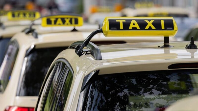 Fahrtenvermittlung startet in Willich: „Uber kann gerne die Nachtfahrten machen“