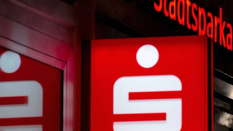 Gerichtsbeschluss gegen dubiose Telekommunikationsfirma: Düsseldorfer Firma darf kein Konto bei Stadtsparkasse eröffnen