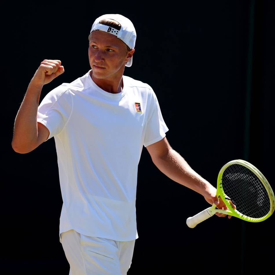 Größter Erfolg seiner jungen Karriere: „Überzeugt, dass das erst der Anfang ist“ – Tennistalent Schönhaus gewinnt Junior Finals