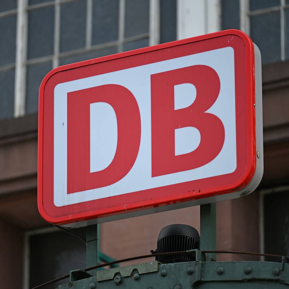 Schienenersatzverkehr: Bahnstrecke Emmerich-Oberhausen wird wieder voll gesperrt