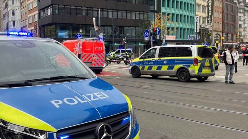 Großeinsatz am Wehrhahn: Polizei schießt auf Bewaffneten in Düsseldorfer Innenstadt