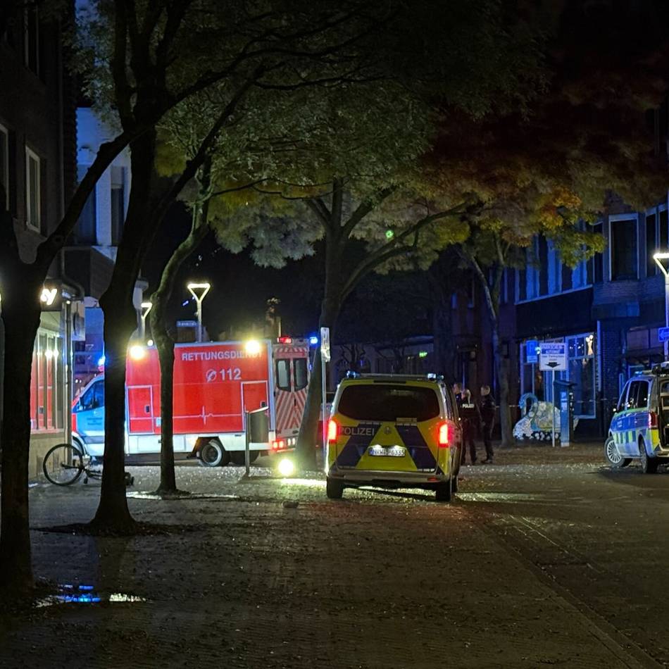 Im Bahnhofsumfeld: Schwerverletzter nach Schlägerei in Kleve – Polizei im Großeinsatz
