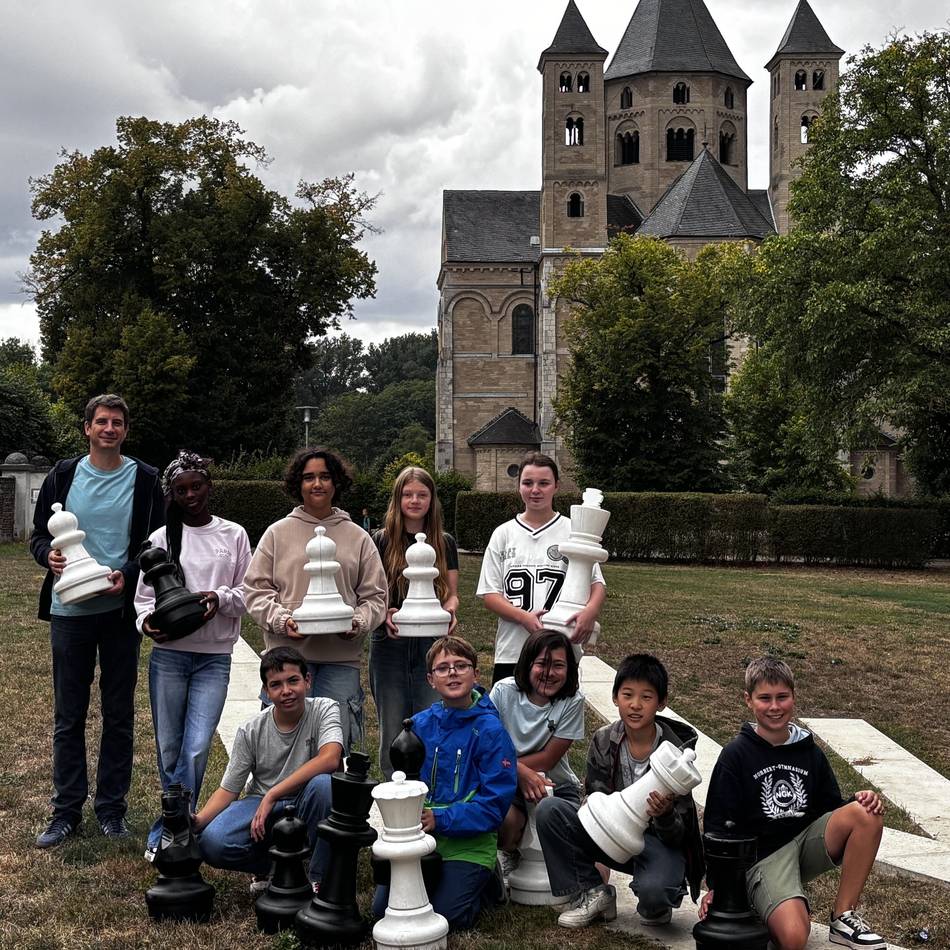 Schulschachkongress in Dormagen: Top-Denksportler trainieren Jungen und Mädchen