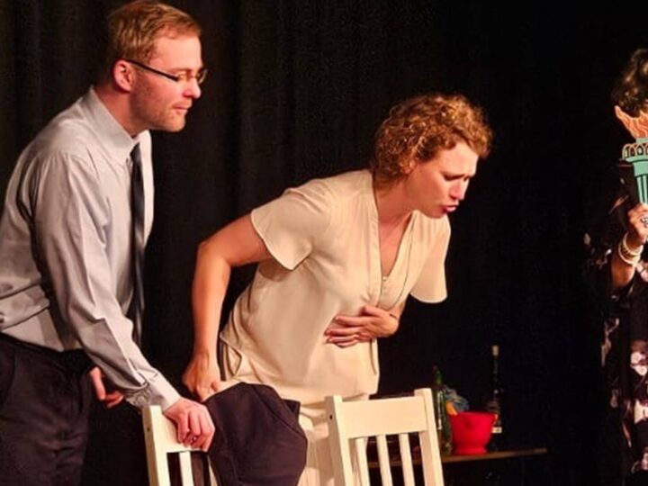 Theater in Düsseldorf: Neue Komödie im Kabarett Flin seziert das Happy End