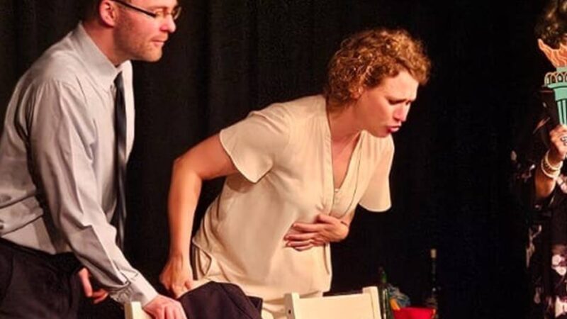 Theater in Düsseldorf: Neue Komödie im Kabarett Flin seziert das Happy End