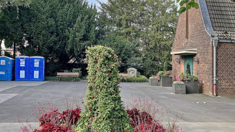 Infrastruktur in Düsseldorf: Friedhof Unterrath bekommt neue Toilette