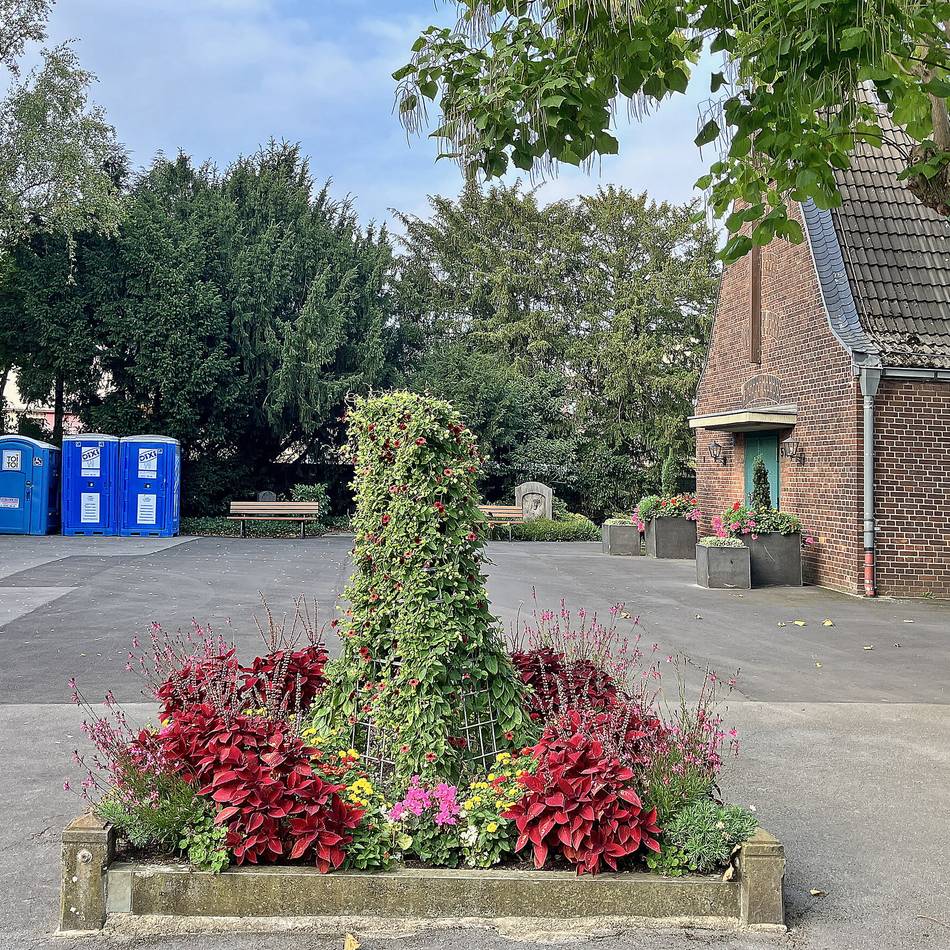 Infrastruktur in Düsseldorf: Friedhof Unterrath bekommt neue Toilette