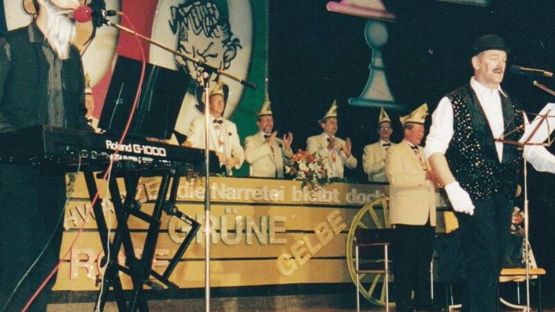 Bandjubiläum in Nettetal: 3 Fründe stonn zesamme seit 25 Jahren