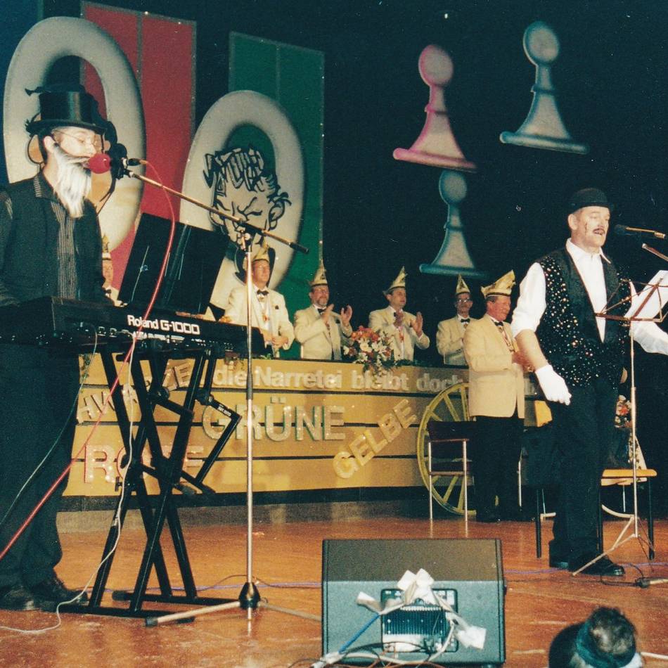 Bandjubiläum in Nettetal: 3 Fründe stonn zesamme seit 25 Jahren
